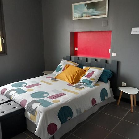 La chambre du Clos Barriant Sereilhac Extérieur photo